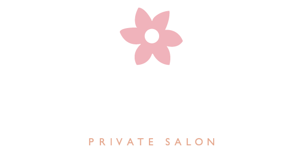 美しい自爪を育成するなら、鈴鹿市で人気のネイルサロン『nail salon Ring（ネイルサロンリング）』がおすすめです。初めての方も爪のお悩みご相談ください。